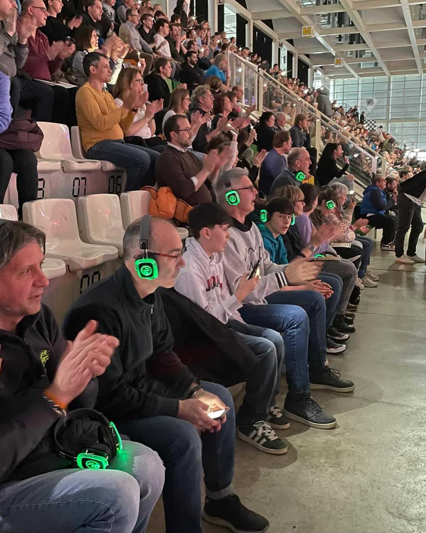 basket-calcio-telecronaca-cuffie-silentsystem Live play-by-play with Silentsystem wireless headphones for basketball and soccer - A.M.O. inclusion project